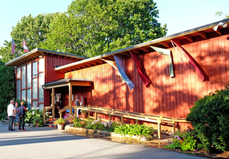 BARN barn gallery exterior